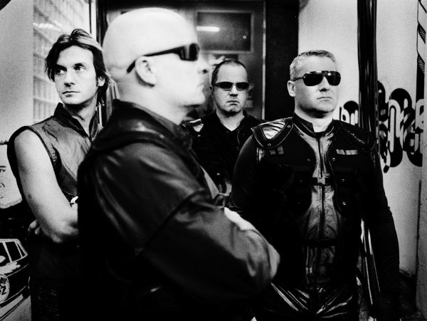 Front 242 auf Clubtour im Februar 2014 (Foto: www.mawi-concert.de)