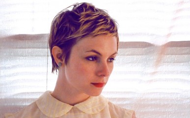 Kat Edmonaond Tickets Berlin