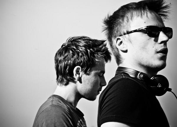 Das französische Duo Klingande 2014 auf großer Europatour (Foto: Universal Music)