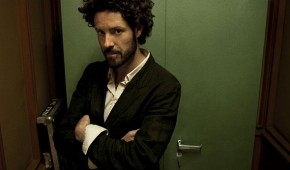 Max Herre spielt Konzerte in München, Wolfsburg und Heidelberg. Anschließend tritt er auf mehreren Festivals auf.